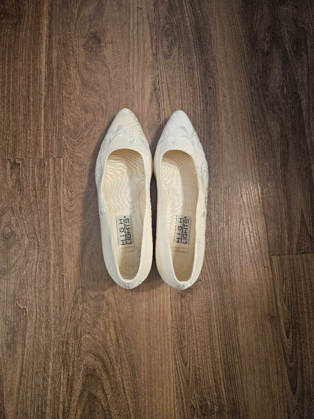 Vintage Beige HighLights Pumps